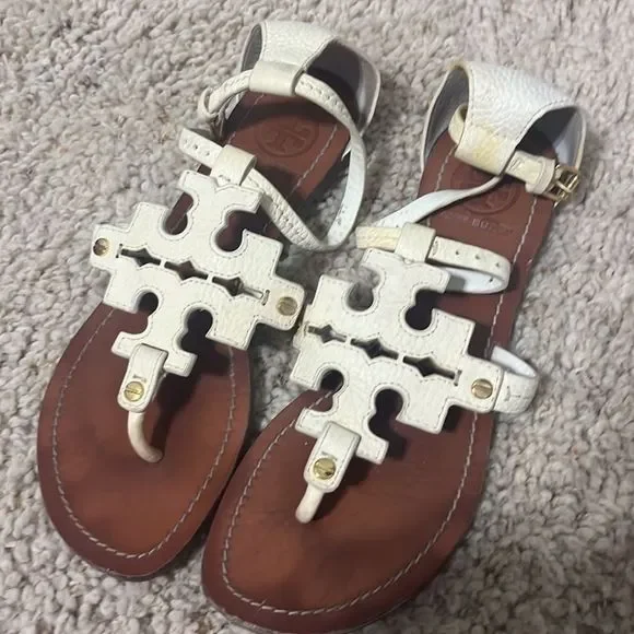 Gently used Tory Burch ivory phoebe flat sandals size 7.5 - Picture 3 of 6